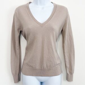 BANANA REPUBLIC 100% Merino Wool V Neck Sweater in Heather Taupe Medium